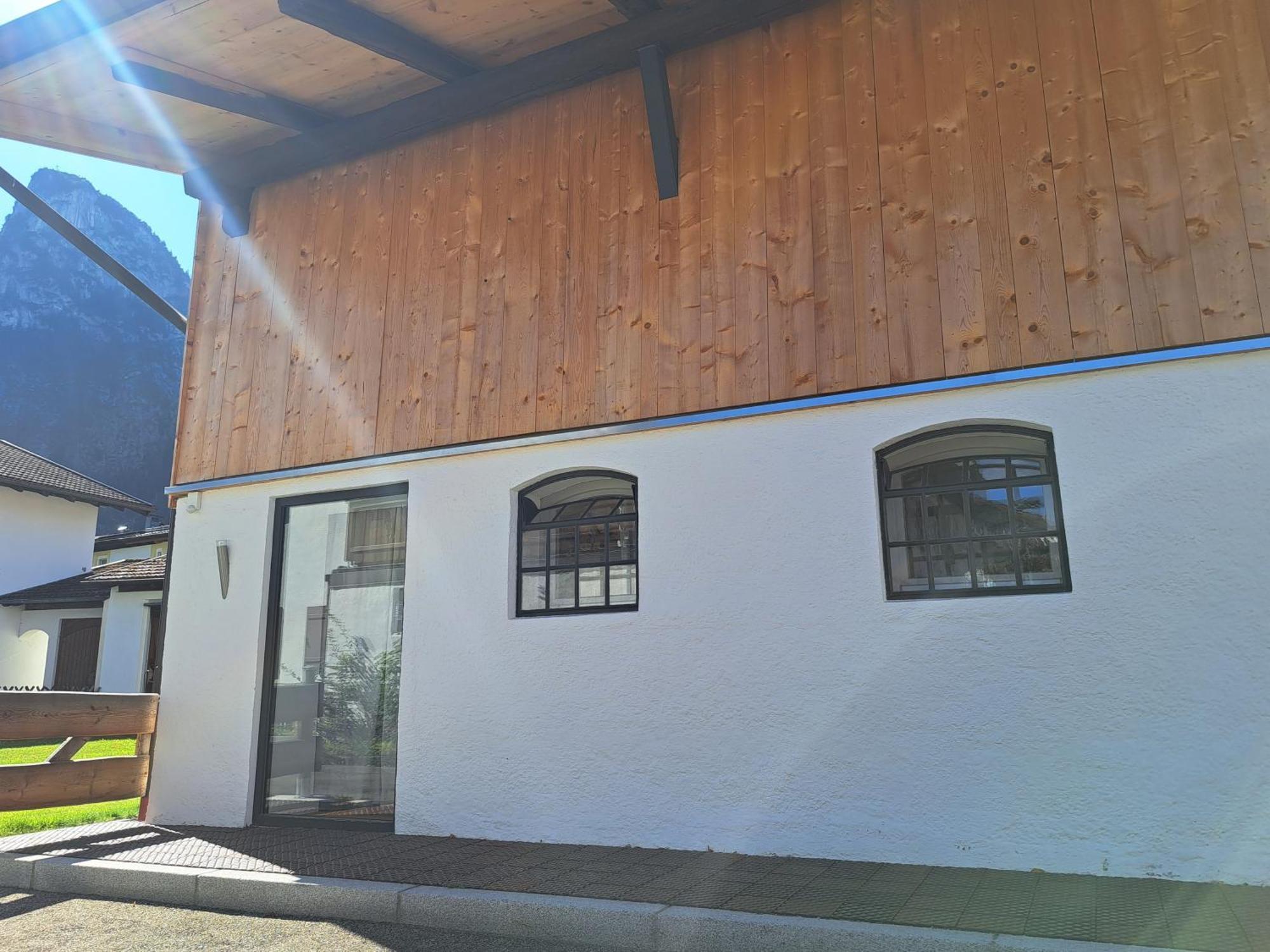 Neu! Ferienwohnungen Im Lueftlmalereck, Hennalahaus Oberammergau Ngoại thất bức ảnh