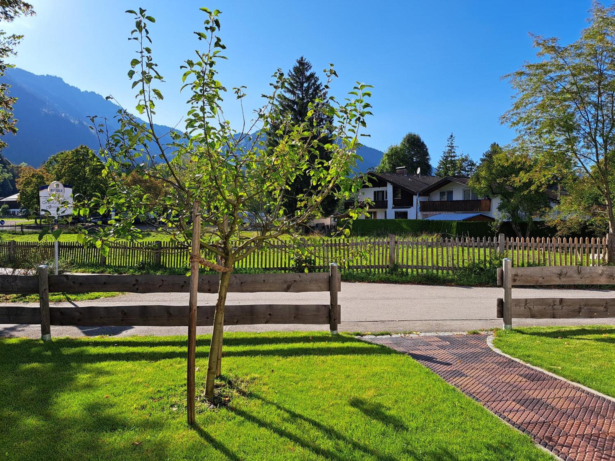 Neu! Ferienwohnungen Im Lueftlmalereck, Hennalahaus Oberammergau Ngoại thất bức ảnh