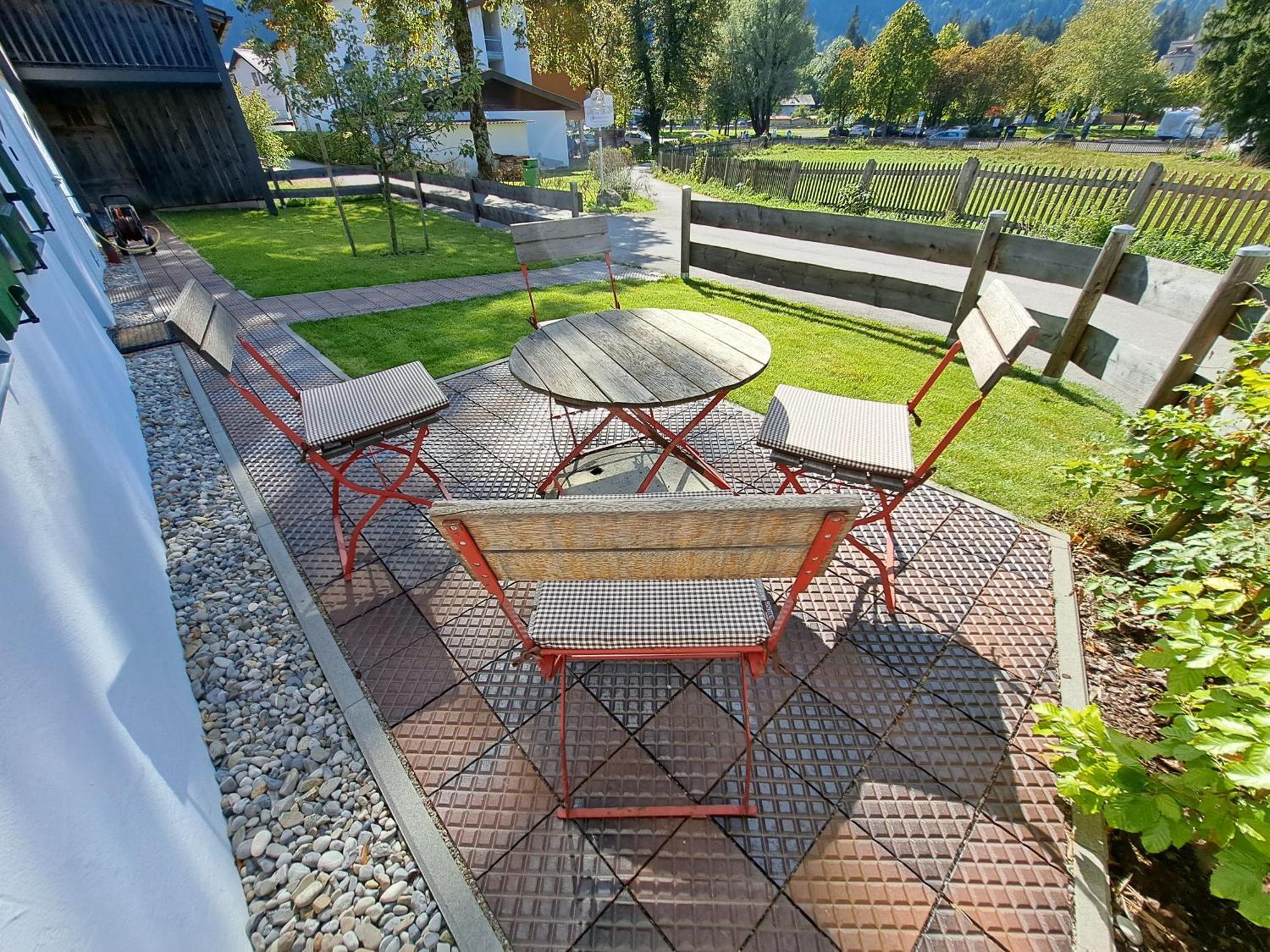 Neu! Ferienwohnungen Im Lueftlmalereck, Hennalahaus Oberammergau Ngoại thất bức ảnh