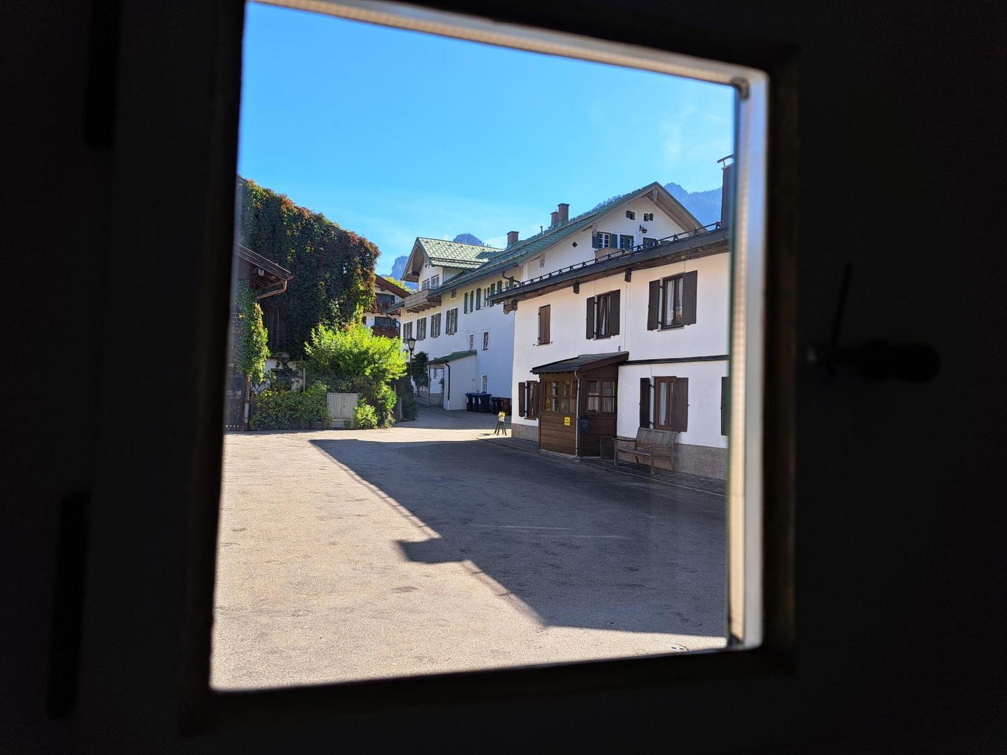 Neu! Ferienwohnungen Im Lueftlmalereck, Hennalahaus Oberammergau Ngoại thất bức ảnh