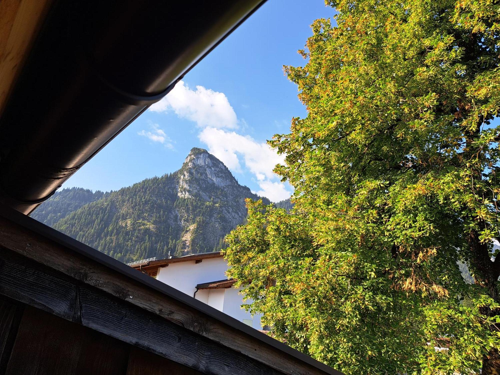 Neu! Ferienwohnungen Im Lueftlmalereck, Hennalahaus Oberammergau Ngoại thất bức ảnh